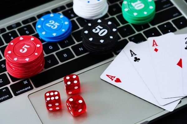 jljl888 platform overview showing sports betting and casino sections for Filipino players
